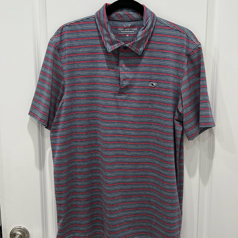 Brand new Men’s Vineyard Vine SS shirt